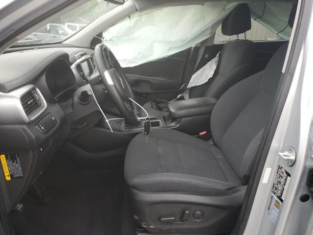  KIA SORENTO 2017 Srebrny