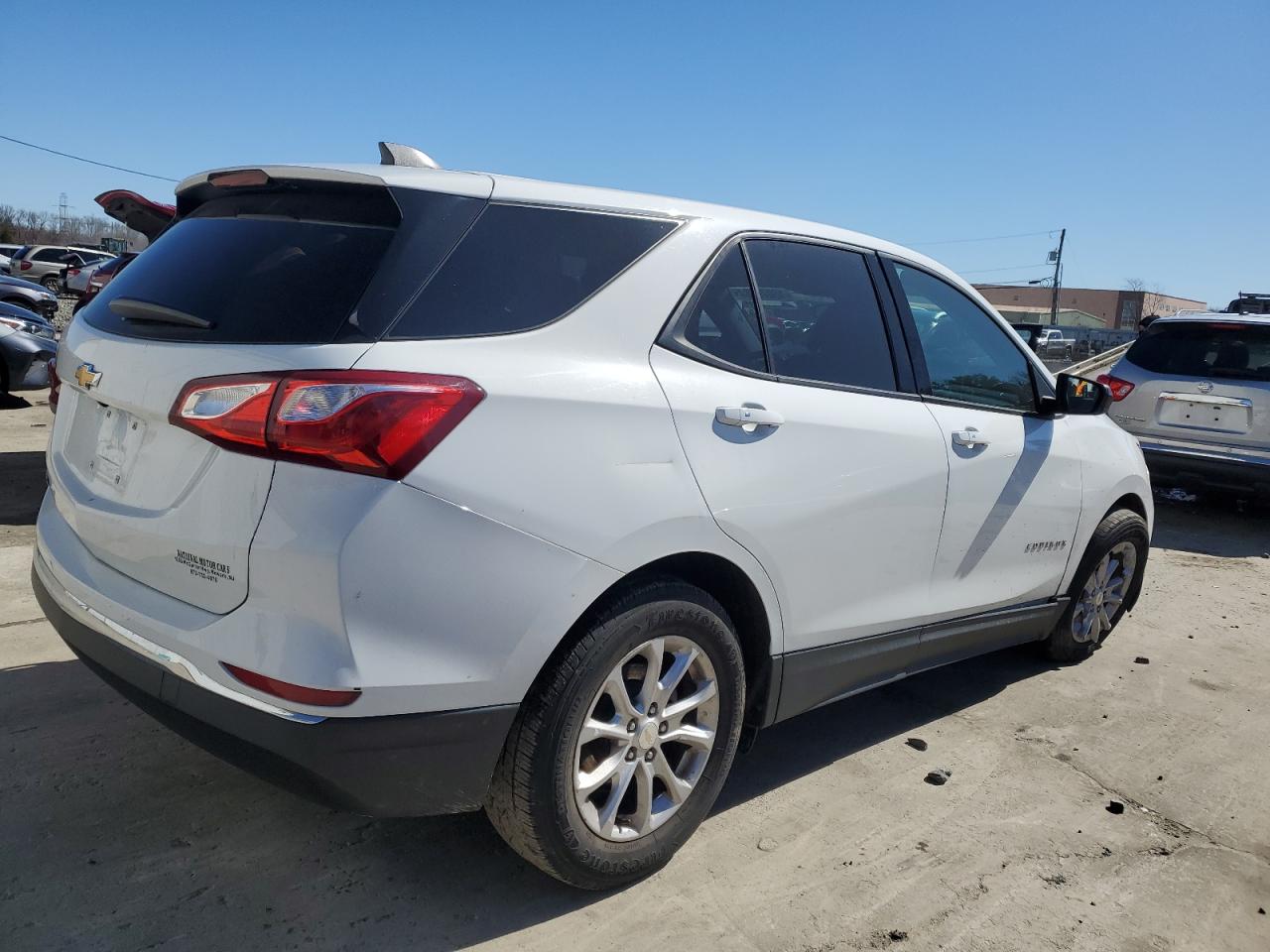 2018 Chevrolet Equinox Ls VIN: 3GNAXHEV2JS577133 Lot: 46076684