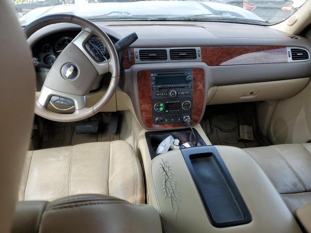  CHEVROLET SUBURBAN 2012 Czarny