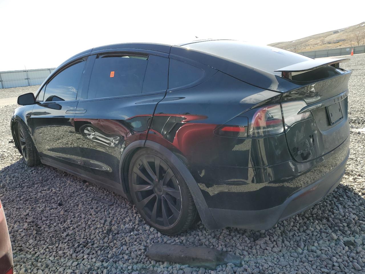 7SAXCBE60NF345541 2022 TESLA MODEL X - Image 2