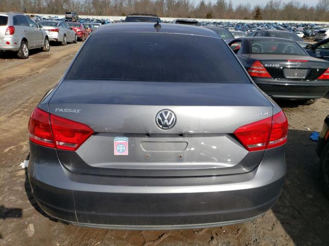 Седани VOLKSWAGEN PASSAT 2014 Сірий