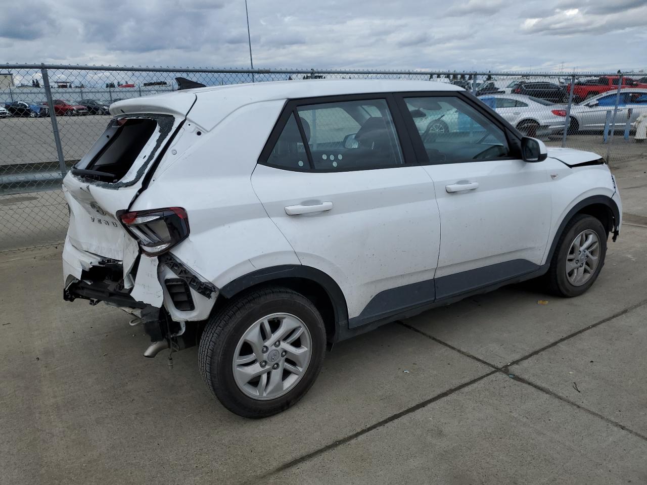 2022 Hyundai Venue Se VIN: KMHRB8A3XNU174775 Lot: 45759284