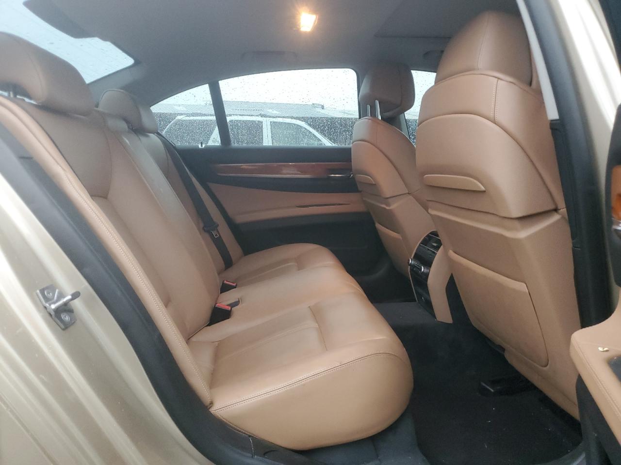 2011 BMW 740 I VIN: WBAKA4C5XBC612550 Lot: 46942364