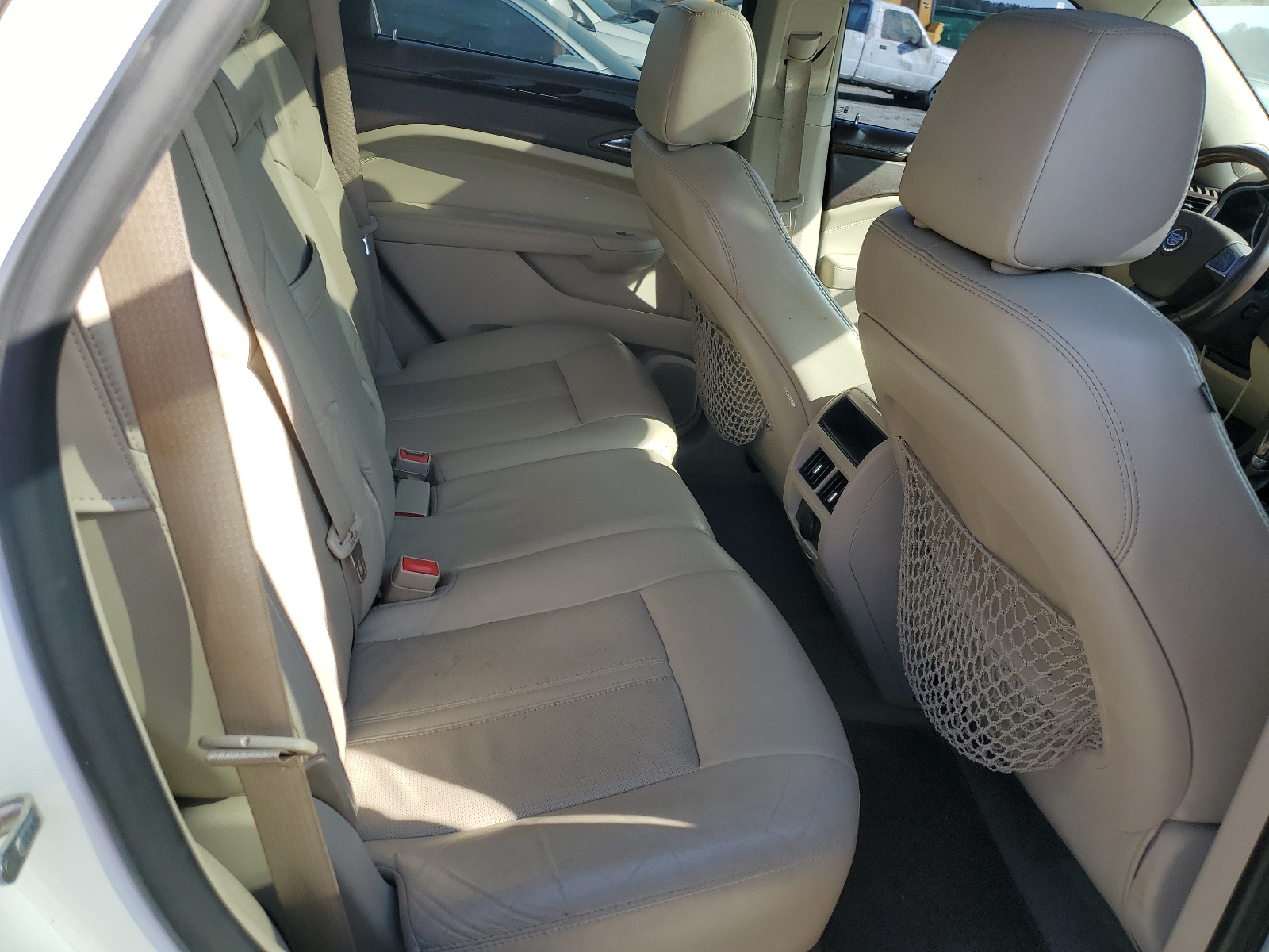 3GYFNDEY8AS630886 2010 Cadillac Srx Luxury Collection