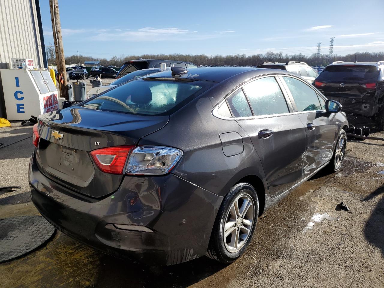 2017 Chevrolet Cruze - Image 3