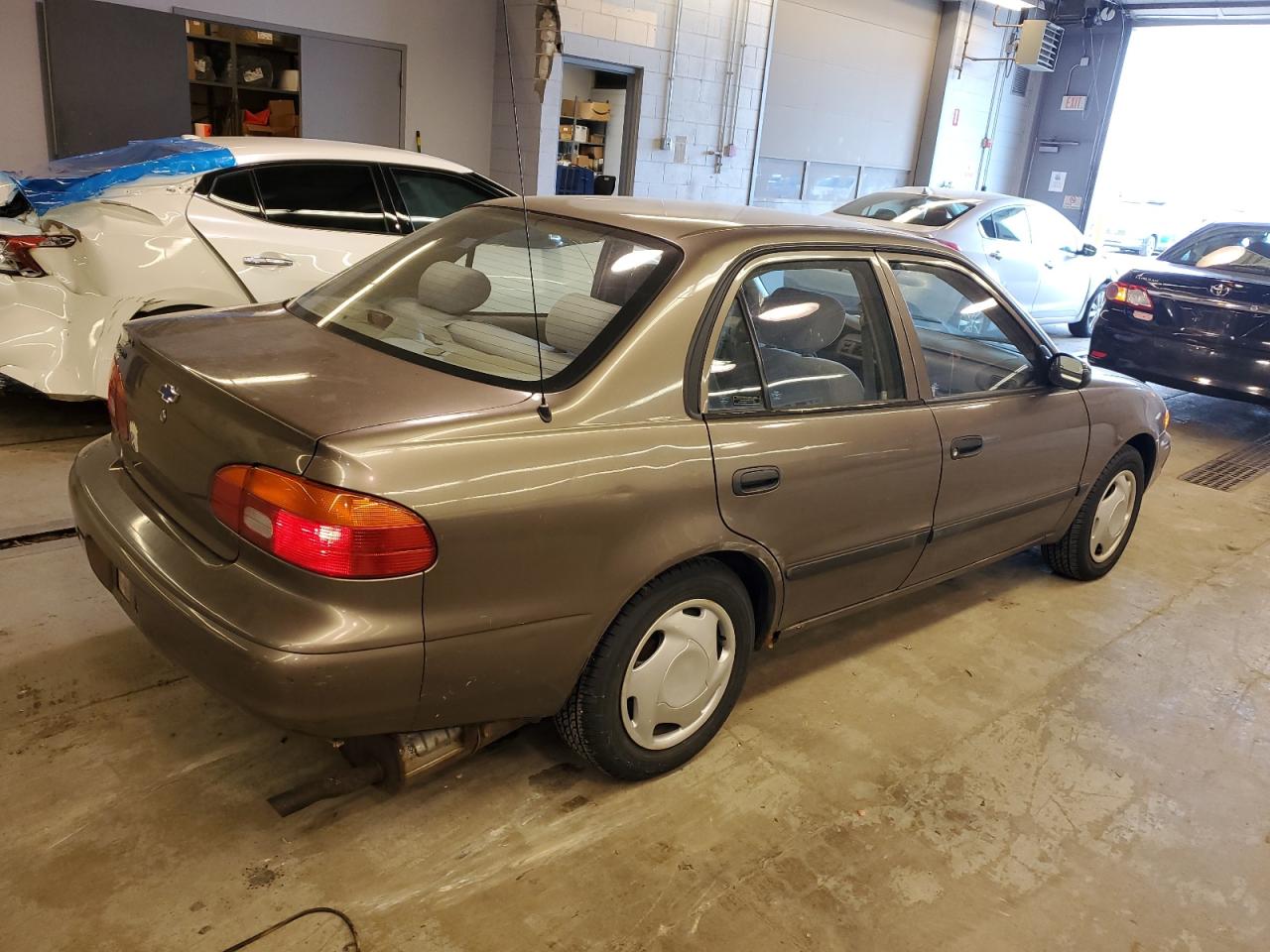 2000 Chevrolet Geo Prizm Base VIN: 1Y1SK528XYZ429393 Lot: 46506584