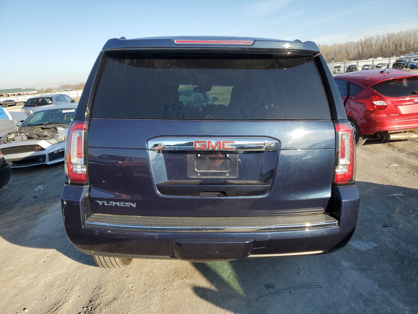 1GKS2CKJ2KR273017 2019 GMC Yukon Denali