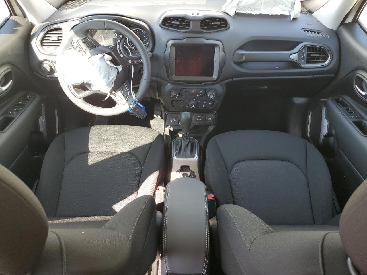 ZACNJDA18NPN67900 2022 Jeep Renegade Sport