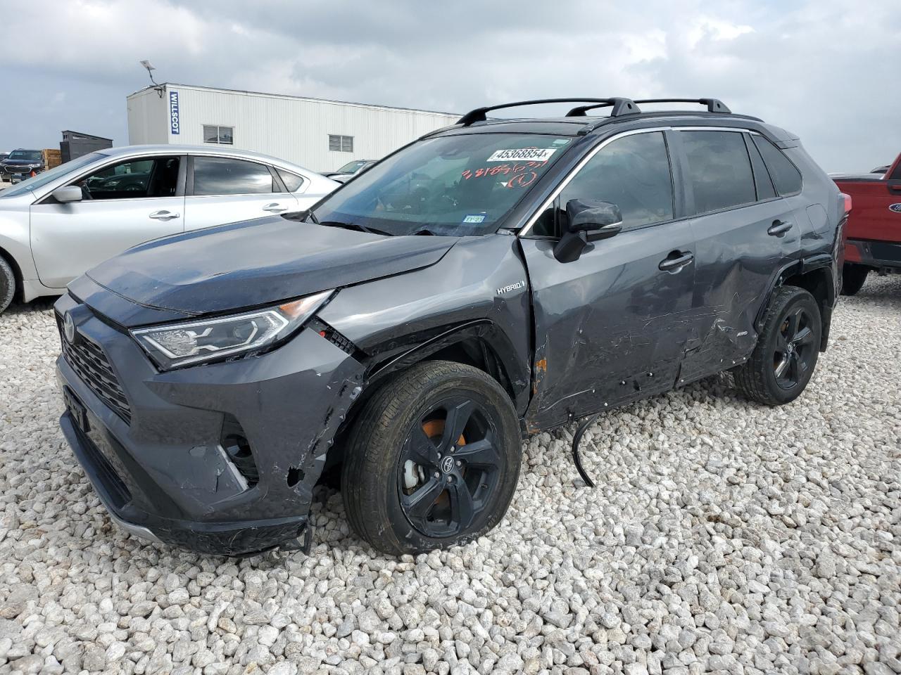 2020 Toyota Rav4 Xse VIN: 2T3EWRFV2LW057098 Lot: 45368854