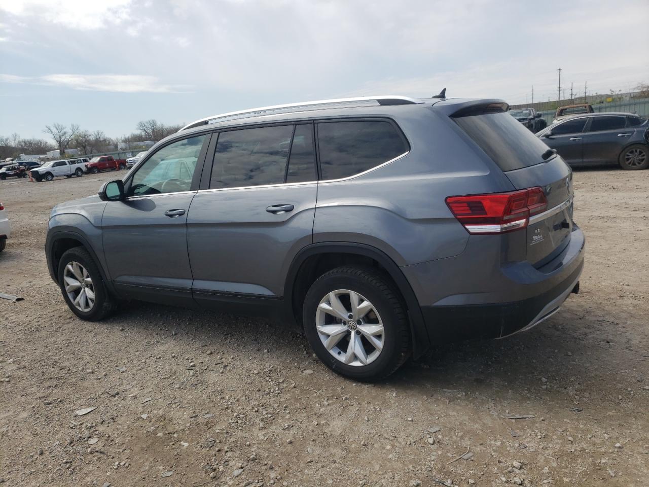 1V2LR2CA9KC601796 2019 Volkswagen Atlas Se