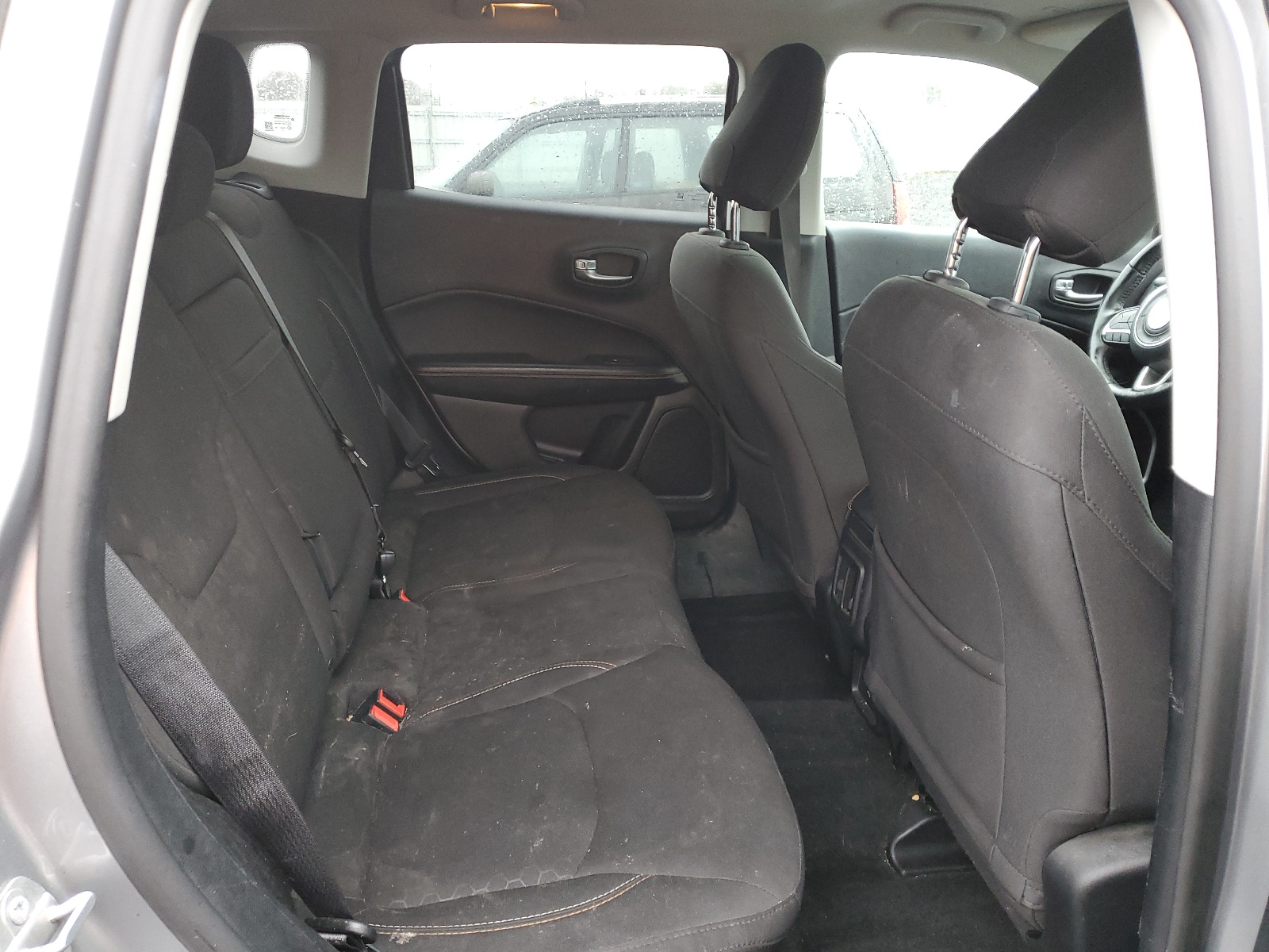 3C4NJDAB9HT698651 2017 Jeep Compass Sport