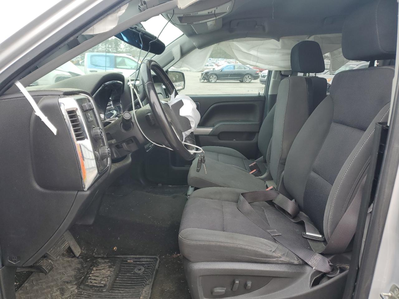 2016 Chevrolet Silverado - Image 7