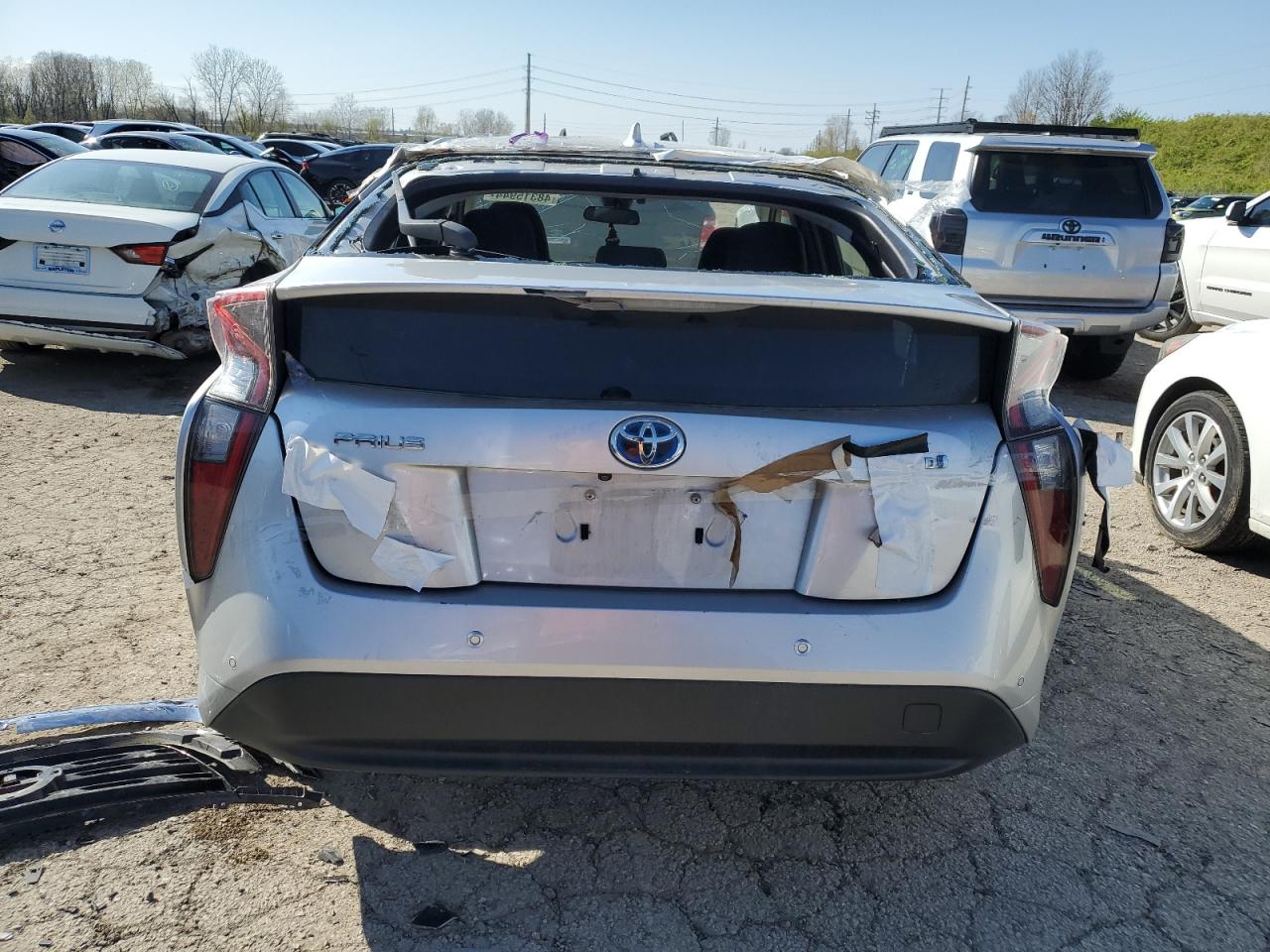 JTDKARFU5H3047586 2017 Toyota Prius