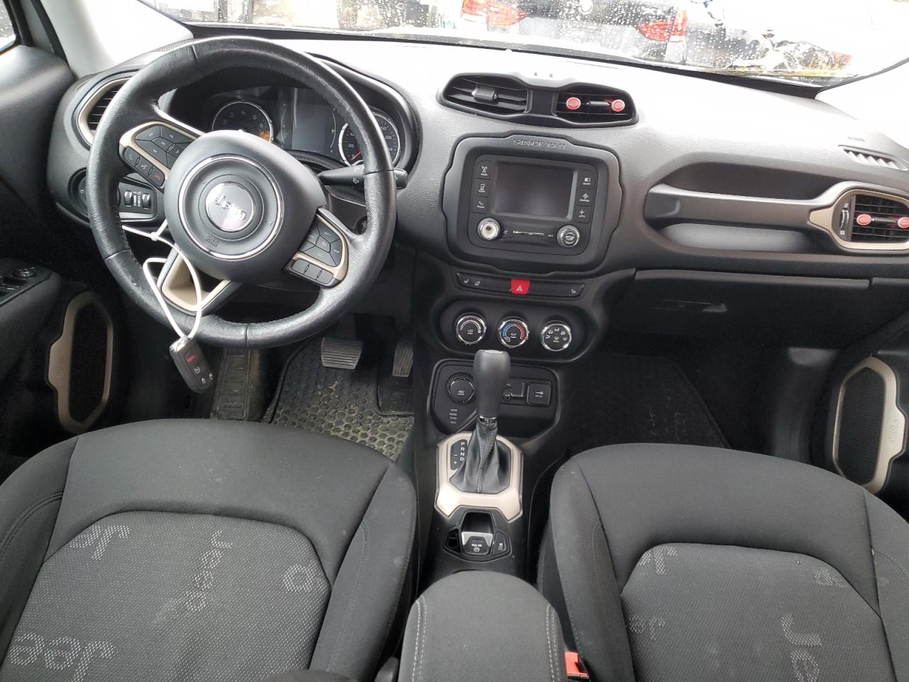 2017 Jeep Renegade - Image 8