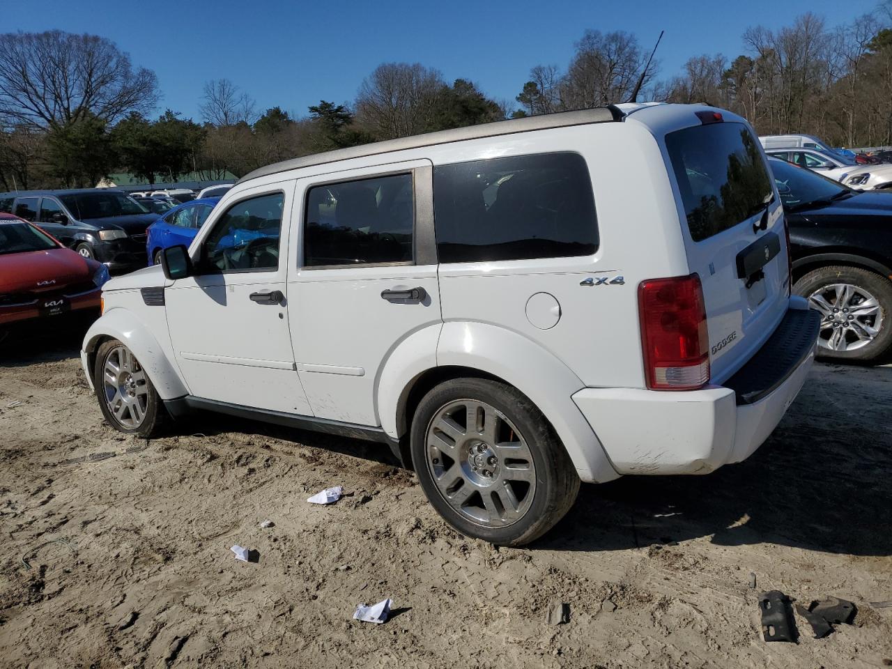 2011 Dodge Nitro - Image 2