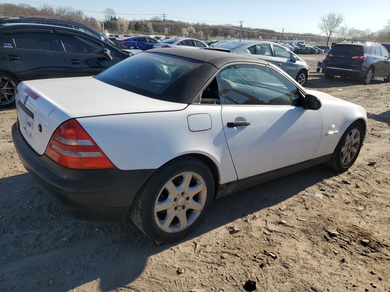 1999 Mercedes-Benz Slk 230 Kompressor VIN: WDBKK47F6XF081077 Lot: 47734654