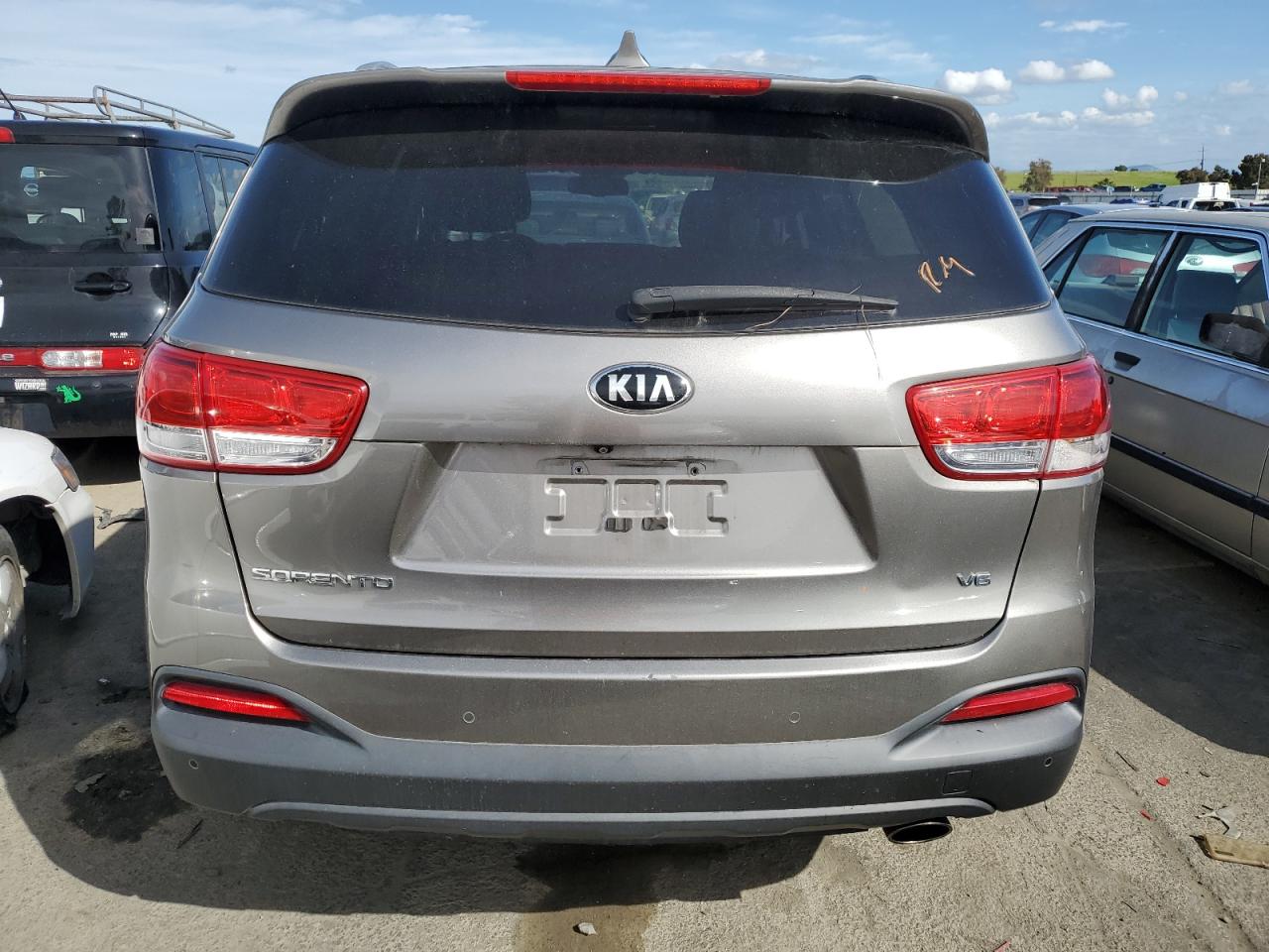 2016 Kia Sorento Lx VIN: 5XYPG4A5XGG108240 Lot: 46527374