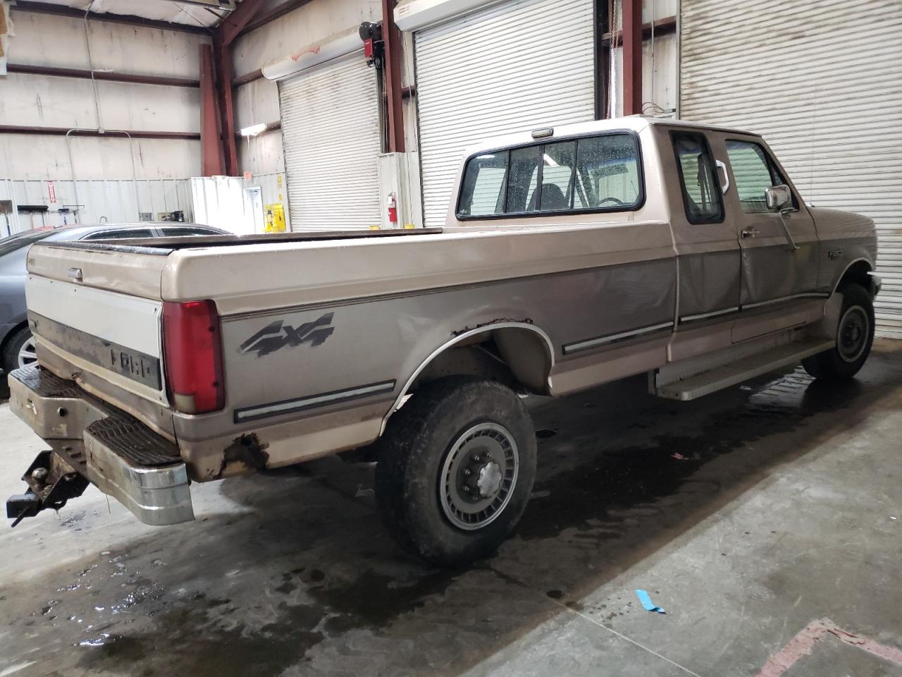 1992 Ford F250 VIN: 1FTHX26MXNKA05058 Lot: 46181044