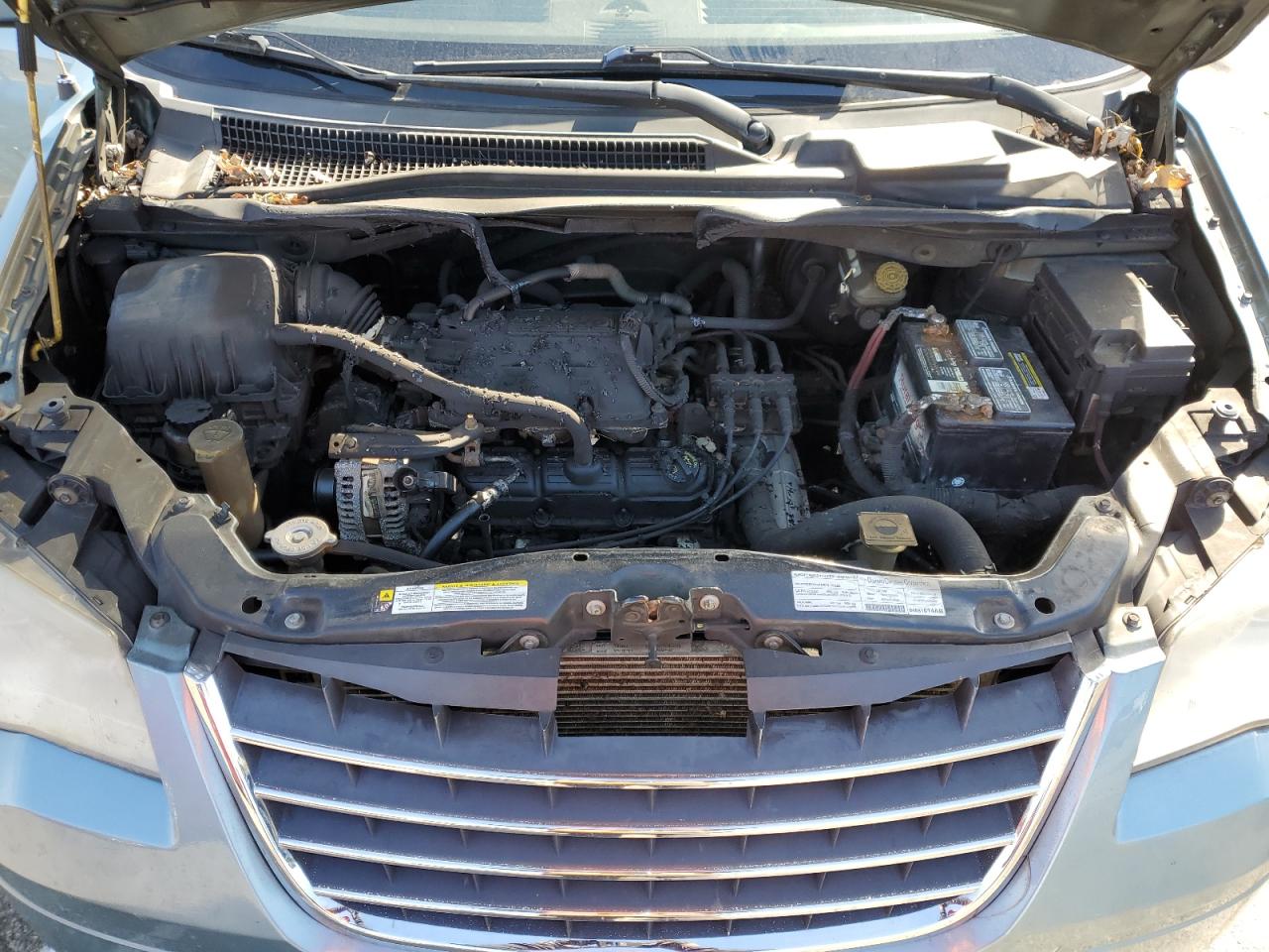 2008 Chrysler Town & Country - Image 11
