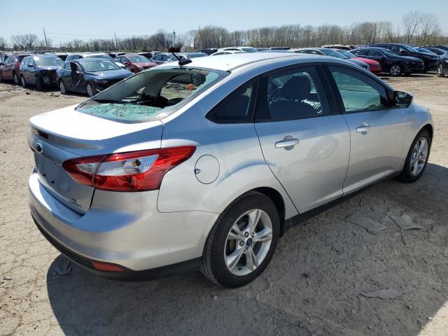 Sedans FORD FOCUS 2014 Silver