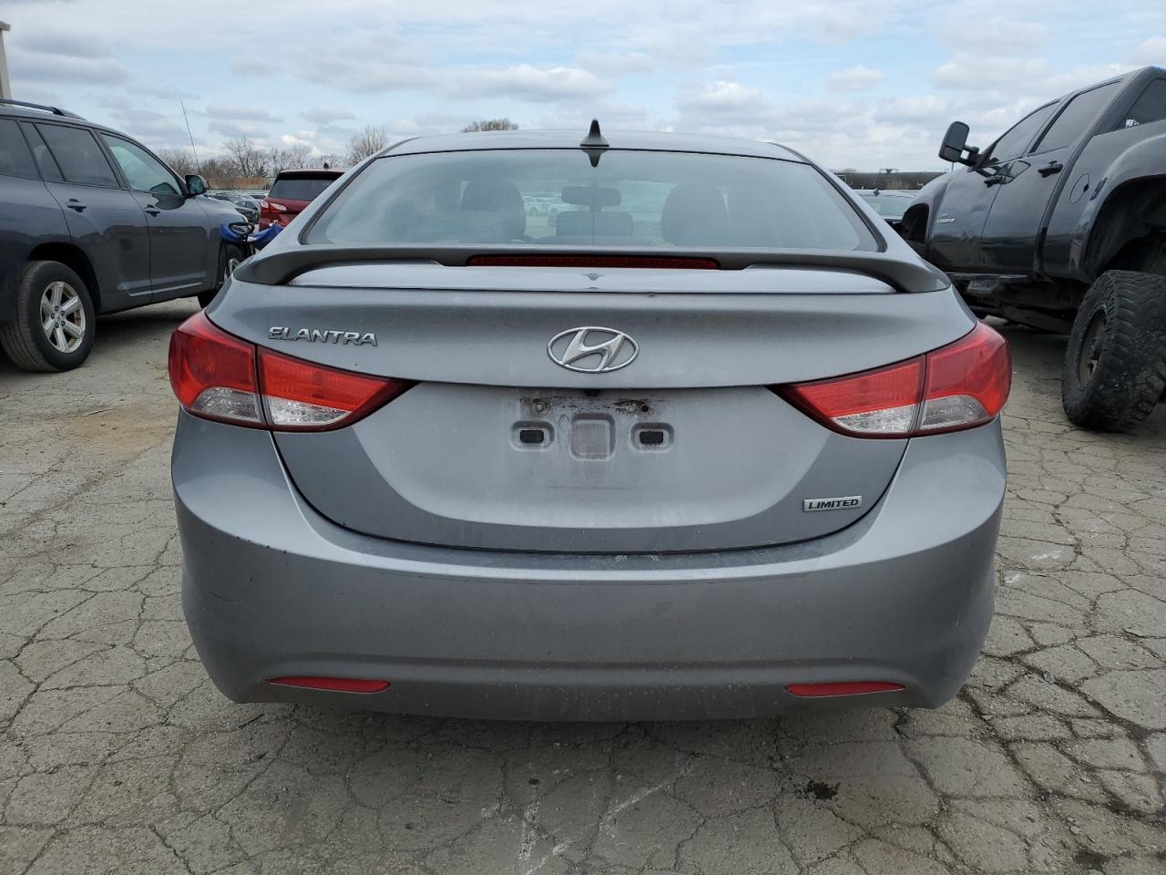 KMHDH4AE9DU736473 2013 Hyundai Elantra Gls