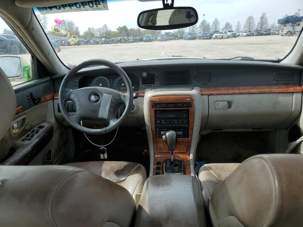 2004 Kia Amanti VIN: KNALD124645045764 Lot: 46434454