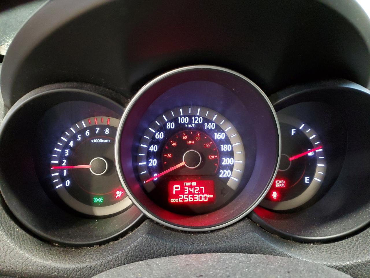 2010 Kia Forte - Image 9