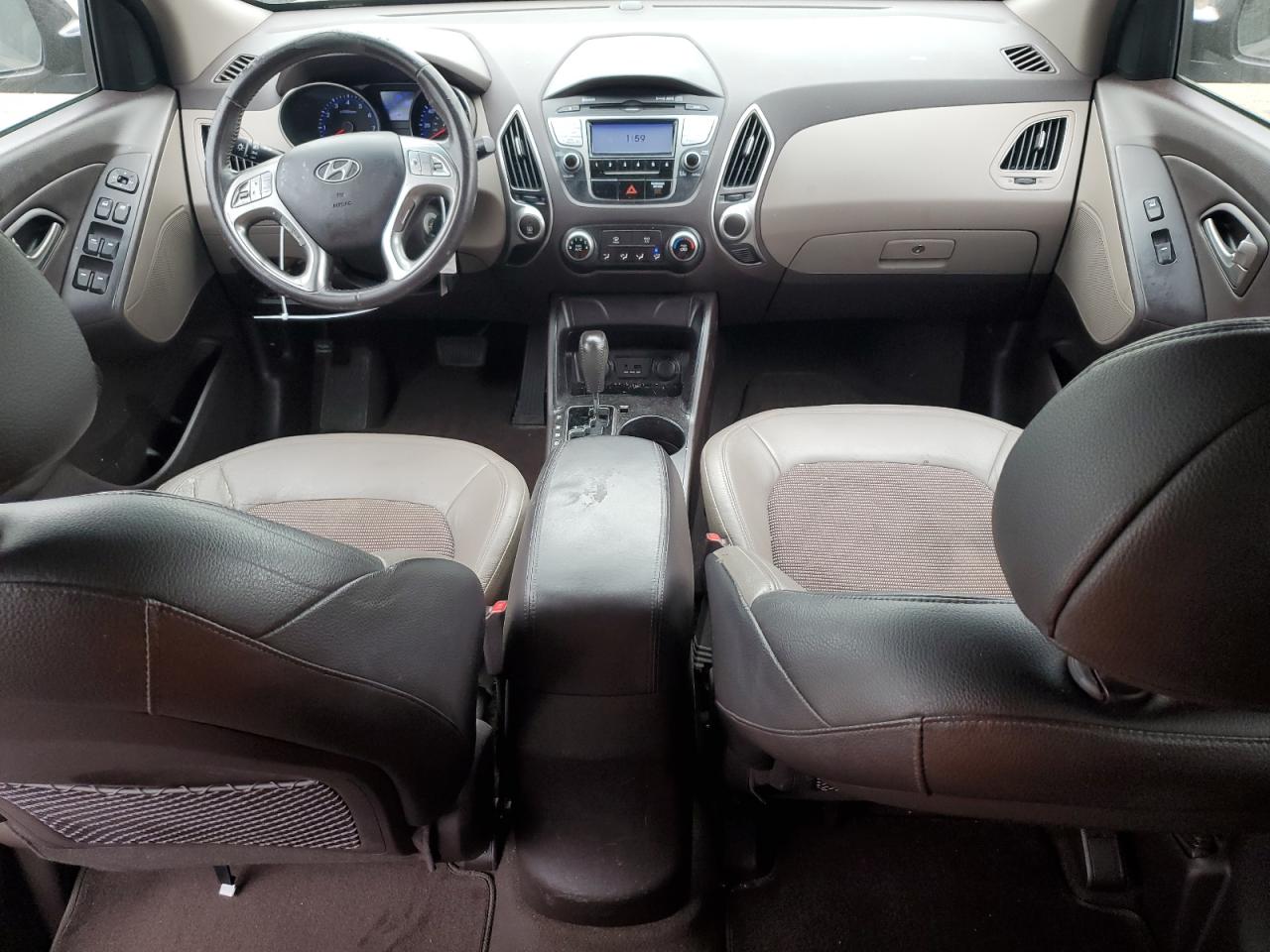 KM8JU3AC2BU118948 2011 Hyundai Tucson Gls