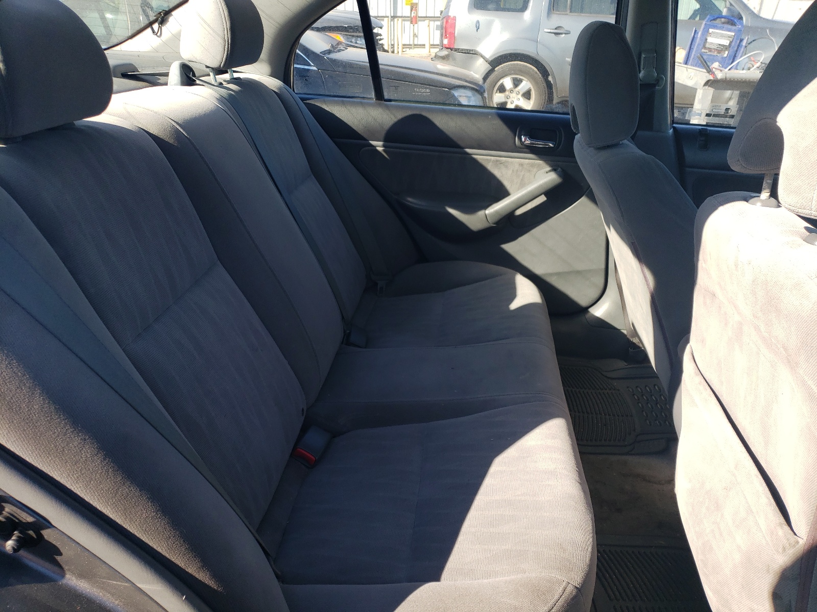 2HGES16674H502167 2004 Honda Civic Lx