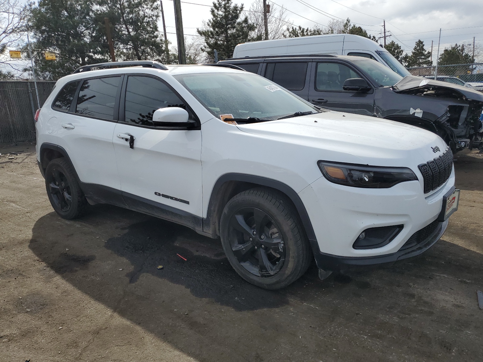 2020 Jeep Cherokee Latitude Plus vin: 1C4PJLLB8LD592433