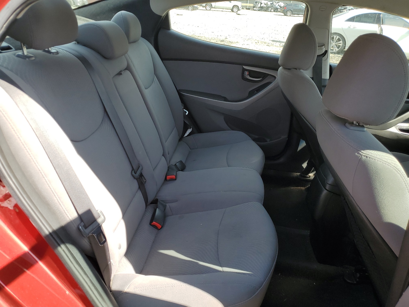 5NPDH4AE9FH606159 2015 Hyundai Elantra Se