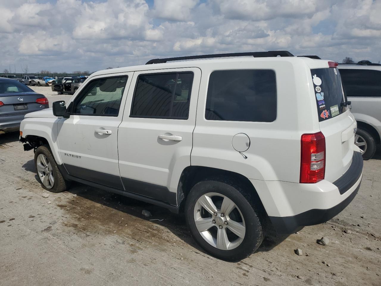 1C4NJPFA4HD209161 2017 Jeep Patriot Latitude