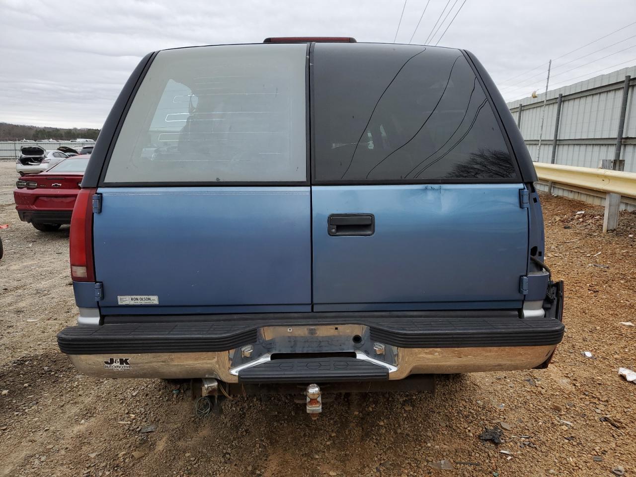 1994 Chevrolet Suburban C1500 VIN: 1GNEC16K4RJ318097 Lot: 45222074