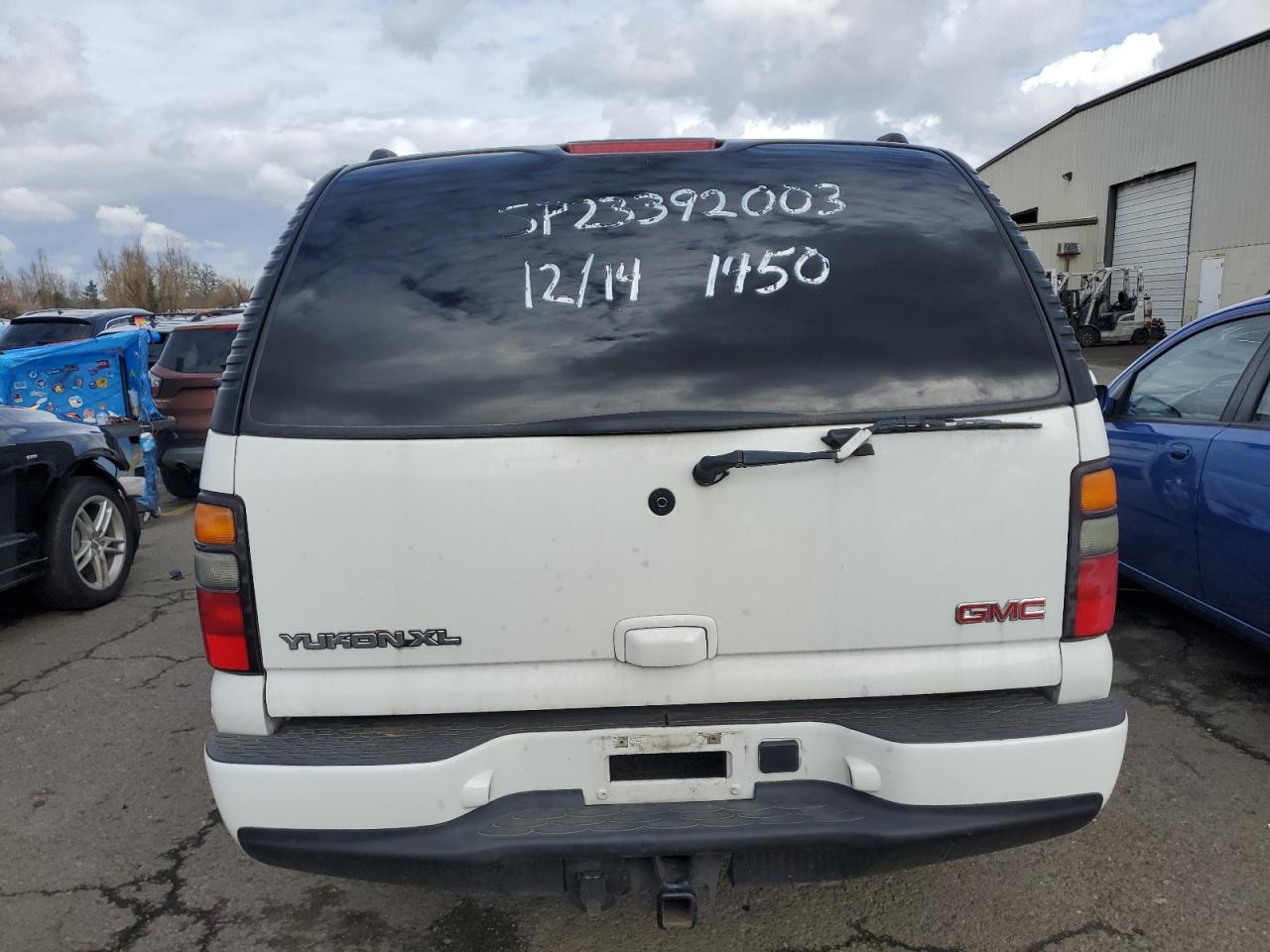 1GKFK66U15J216706 2005 GMC Yukon Xl Denali