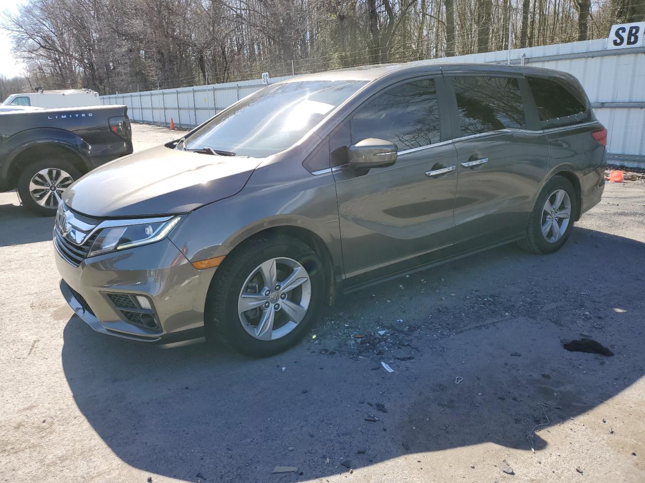 2019 Honda Odyssey Exl VIN: 5FNRL6H77KB093784 Lot: 45805424