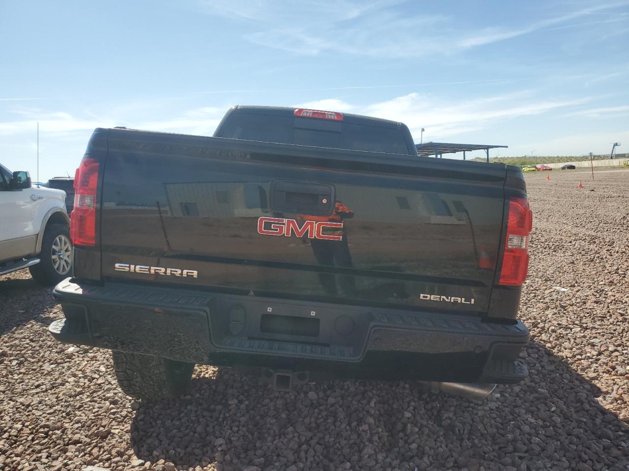 3GTU2WEJ6FG519977 2015 GMC Sierra K1500 Denali