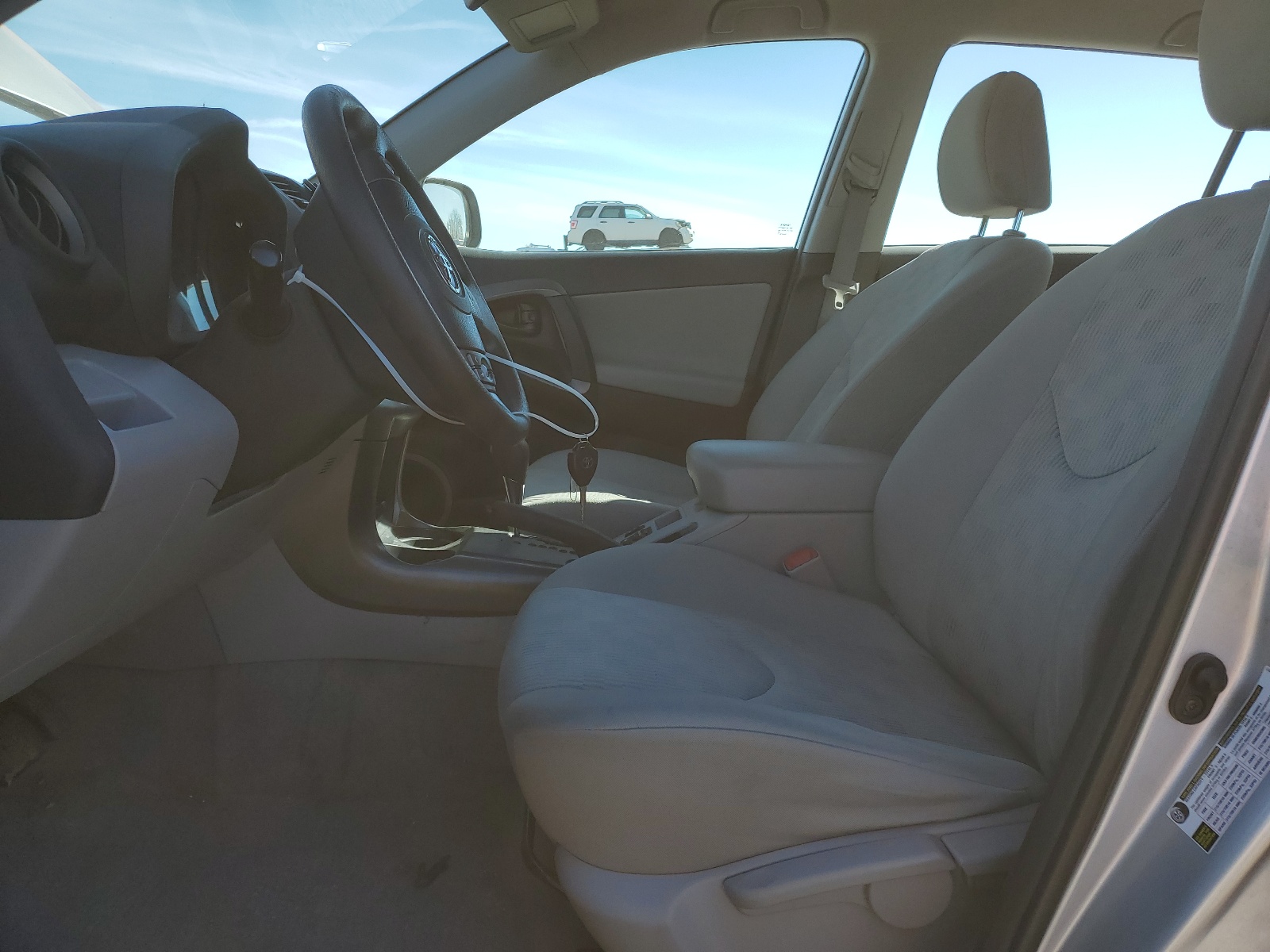 2T3ZF4DV8CW113908 2012 Toyota Rav4