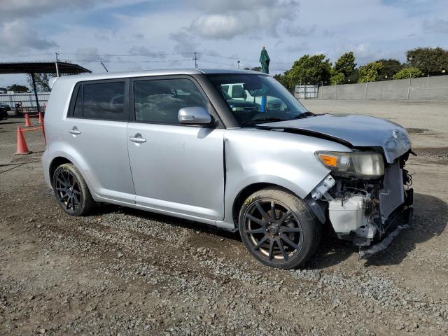  TOYOTA SCION 2013 Серебристый