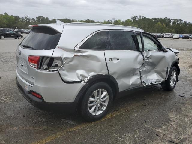  KIA SORENTO 2017 Srebrny