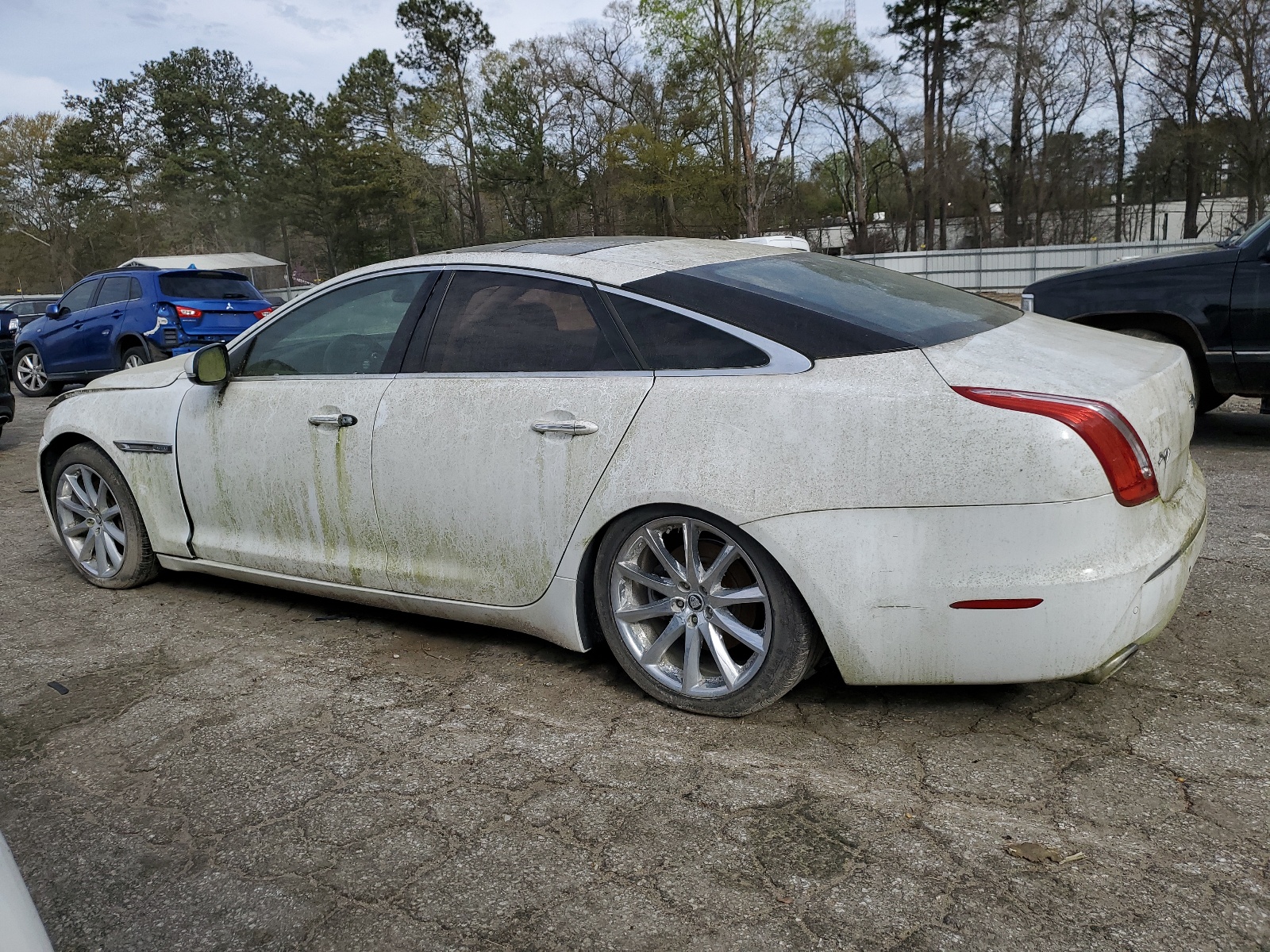 2012 Jaguar Xj vin: SAJWA1CB9CLV33821