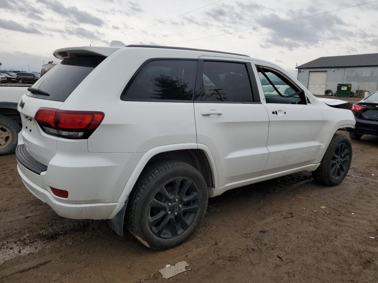 1C4RJFAG8KC856070 2019 Jeep Grand Cherokee Laredo