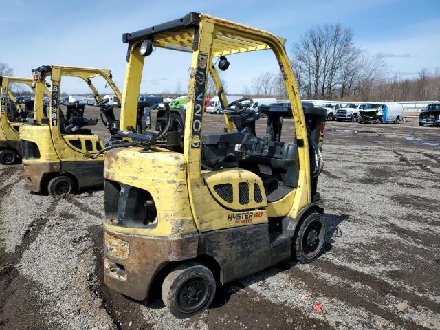  HYSTER FORKLIFT 2010 Желтый