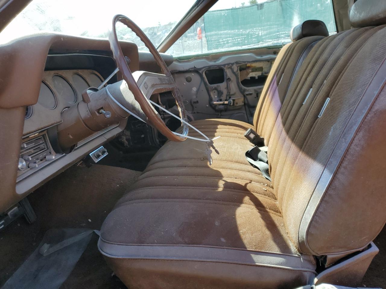 1977 Ford Thunderbir VIN: 7G87H282672 Lot: 45752574