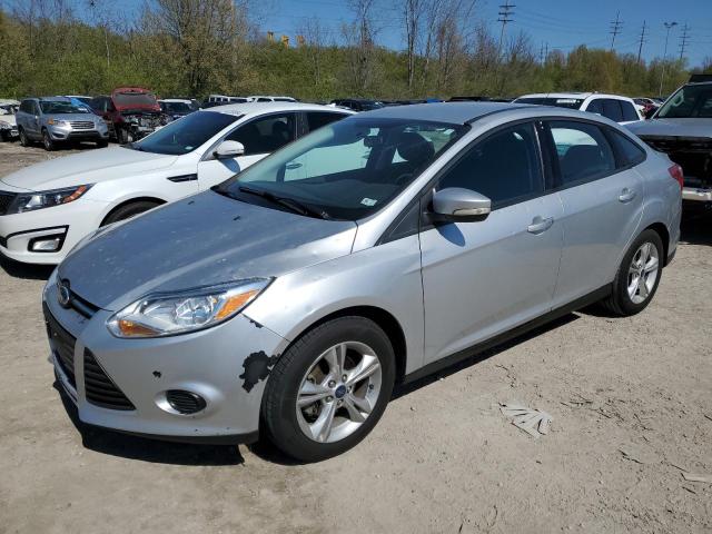 Sedans FORD FOCUS 2014 Silver