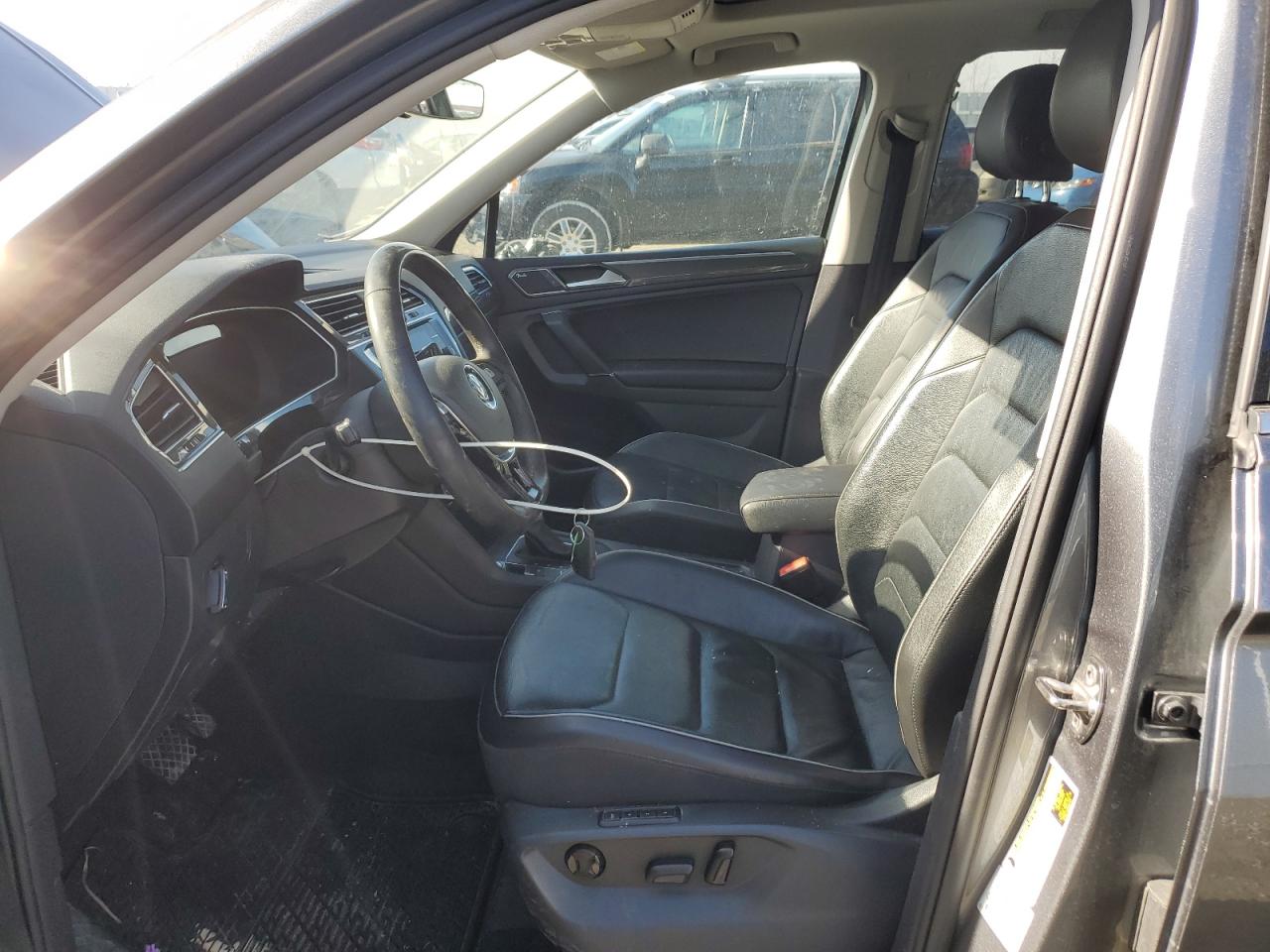 2018 Volkswagen Tiguan Sel Premium VIN: 3VV4B7AXXJM005125 Lot: 46919104