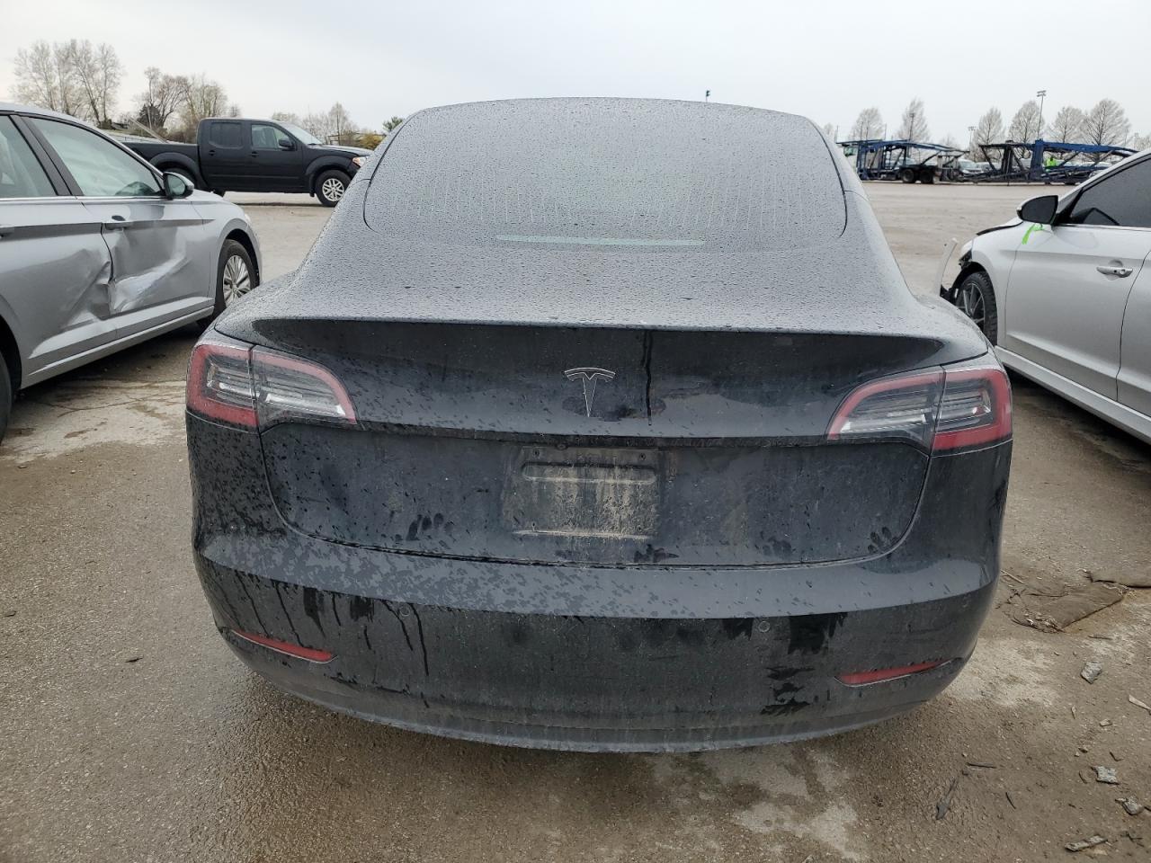 5YJ3E1EA7JF014972 2018 Tesla Model 3