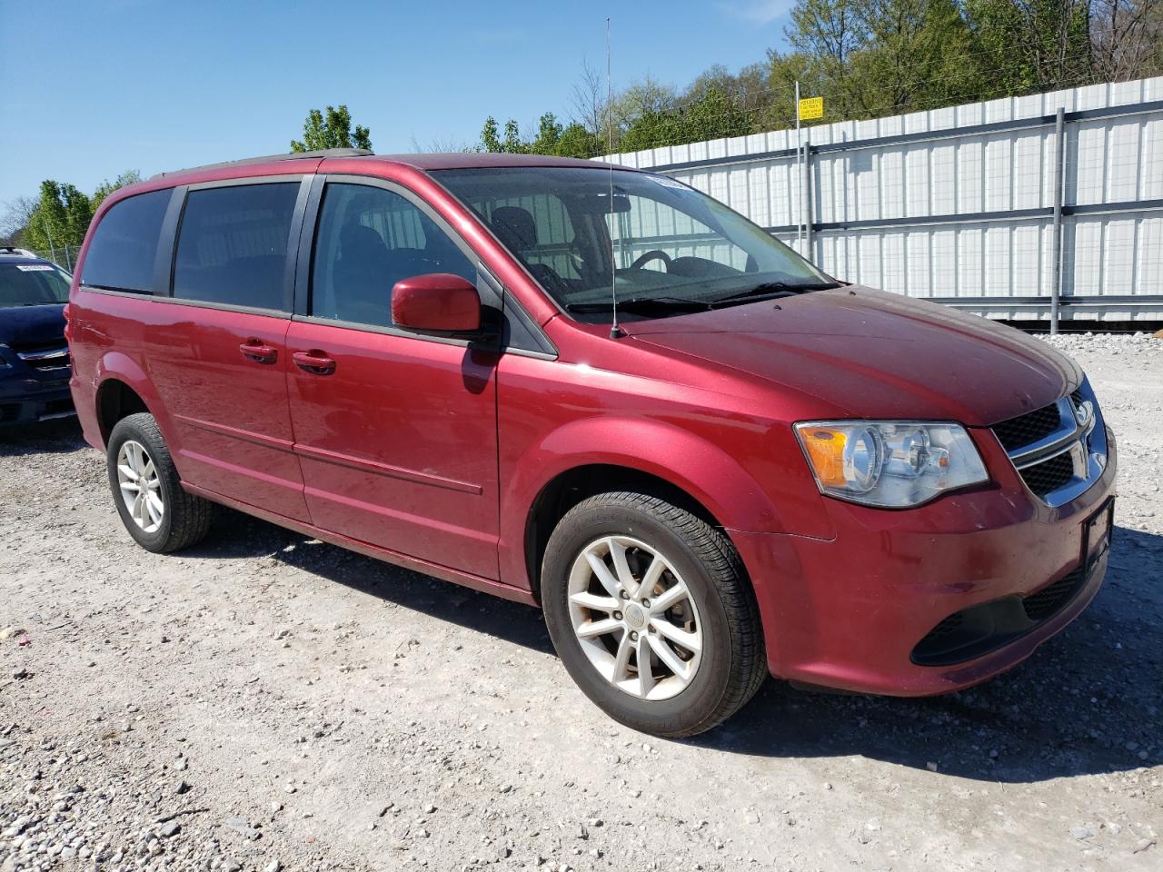 VIN 2C4RDGCG0FR733497 2015 DODGE CARAVAN no.4