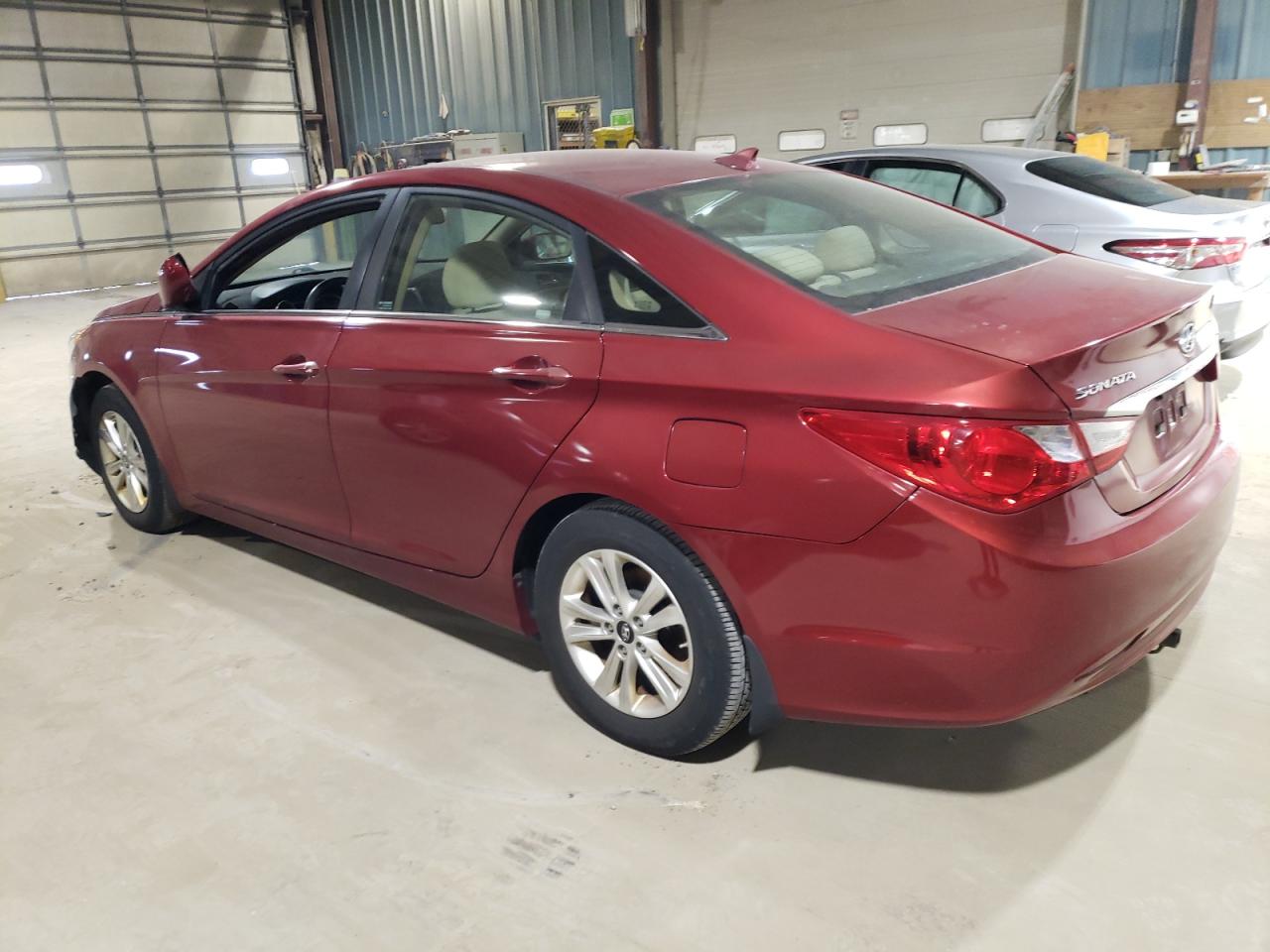 VIN 5NPEB4AC0DH648284 2013 HYUNDAI SONATA no.2