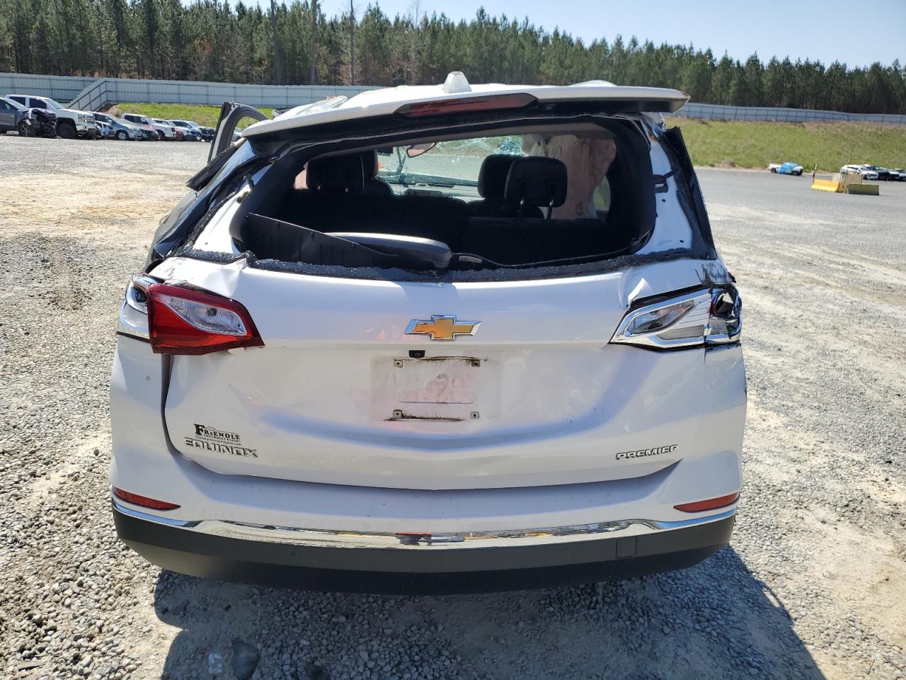 2020 Chevrolet Equinox - Image 6