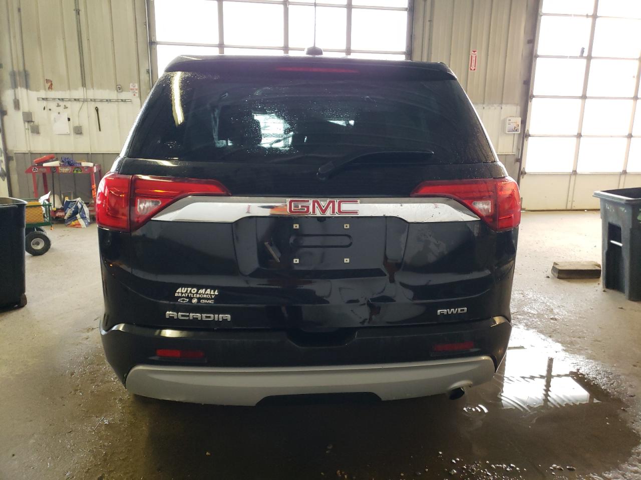 1GKKNRLA4JZ224361 2018 GMC Acadia Sle